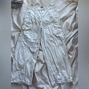 urban outfitter cargo pants